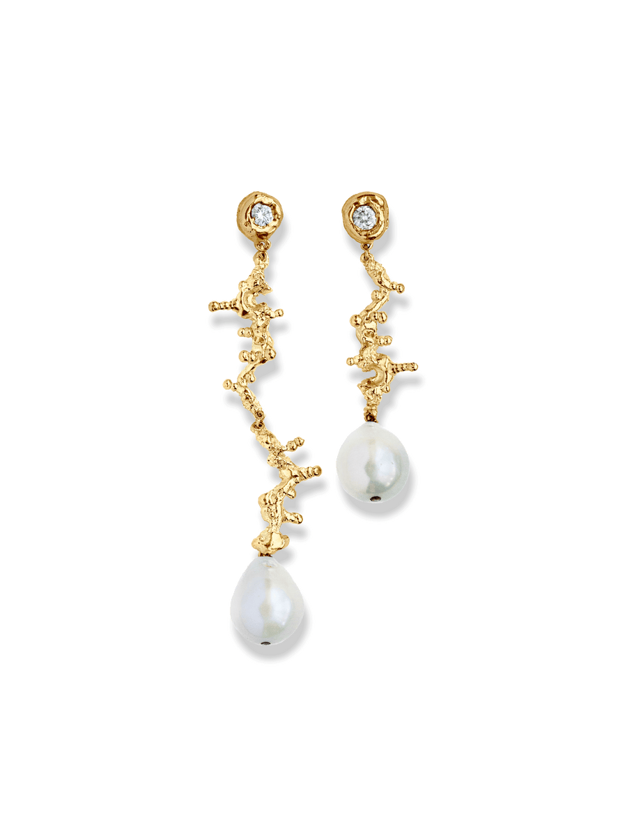 queen's earrings